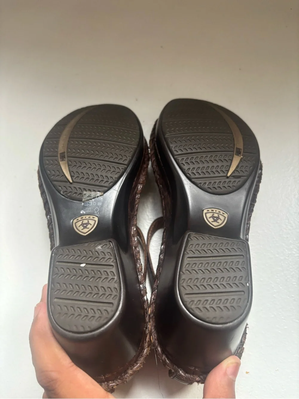 ARIAT Shalimar Brown Leather T-Strap Wedge Heeled Gladiator Sandal Size 9
